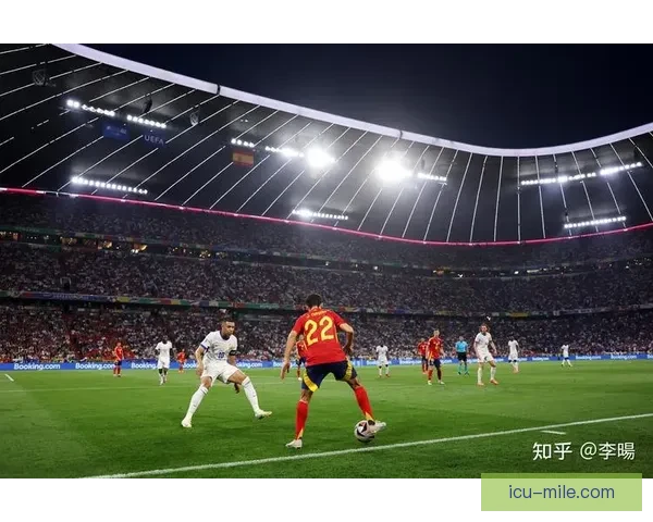 亚马尔蝉联2024欧洲杯最佳年轻球员称号引发热议成就新篇章